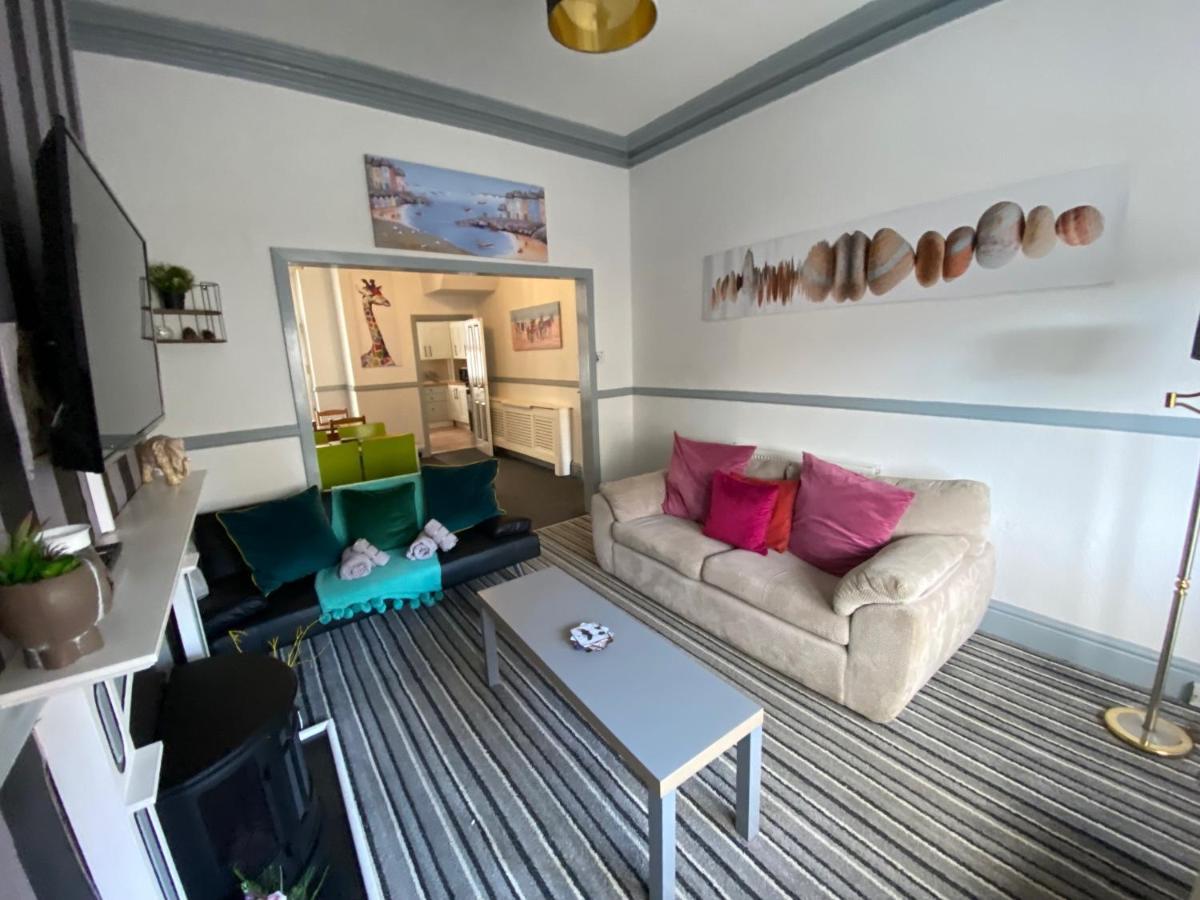 Blackpool Abode - Seaside Cove Экстерьер фото