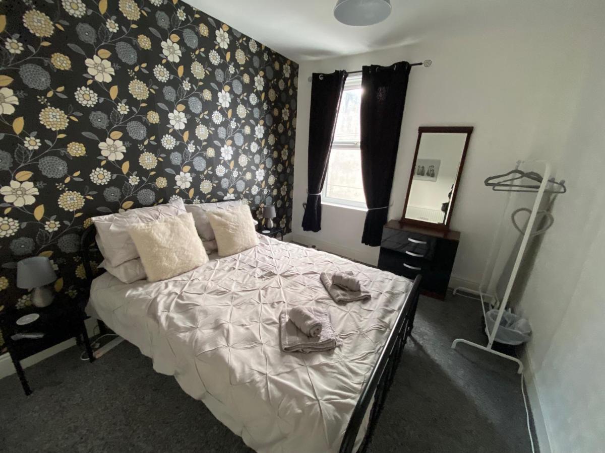 Blackpool Abode - Seaside Cove Экстерьер фото